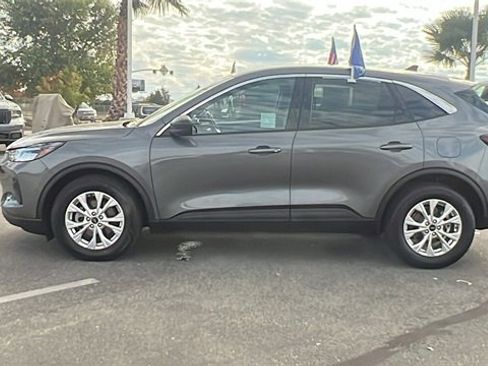 Certified 2023 Ford Escape Active w/ Tech Pack #1 image 6