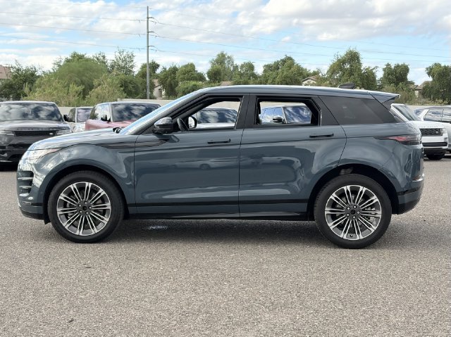 Used 2026 Land Rover Range Rover Evoque Dynamic SE AWD/4WD image 30