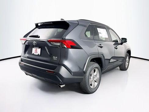 Used 2025 Toyota RAV4 XLE AWD/4WD image 10
