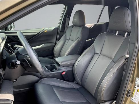 Used 2025 Subaru Outback Wilderness AWD/4WD image 17