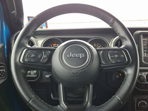 Certified 2021 Jeep Wrangler Sport AWD/4WD image 19