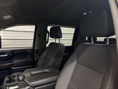 Used 2021 GMC Sierra 2500 SLE w/ SLE Value Package; AWD/4WD image 9