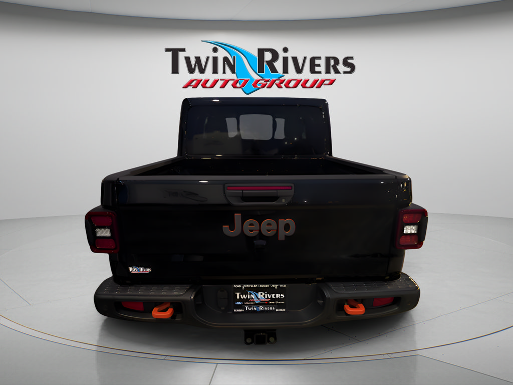 Used 2026 Jeep Gladiator Mojave AWD/4WD image 3