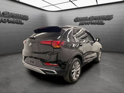 Used 2023 Buick Encore GX Essence w/ Experience Buick Package FWD image 5