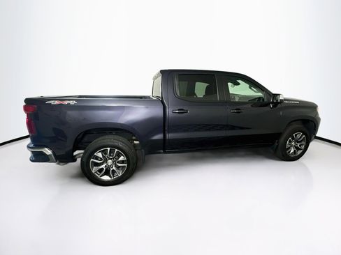 Used 2024 Chevrolet Silverado 1500 LT AWD/4WD image 10