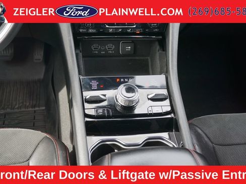 Used 2022 Jeep Grand Cherokee Trailhawk w/ ADV Protech Group II AWD/4WD image 16