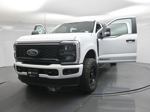 New 2026 Ford F250 XL w/ STX Appearance Package image 30