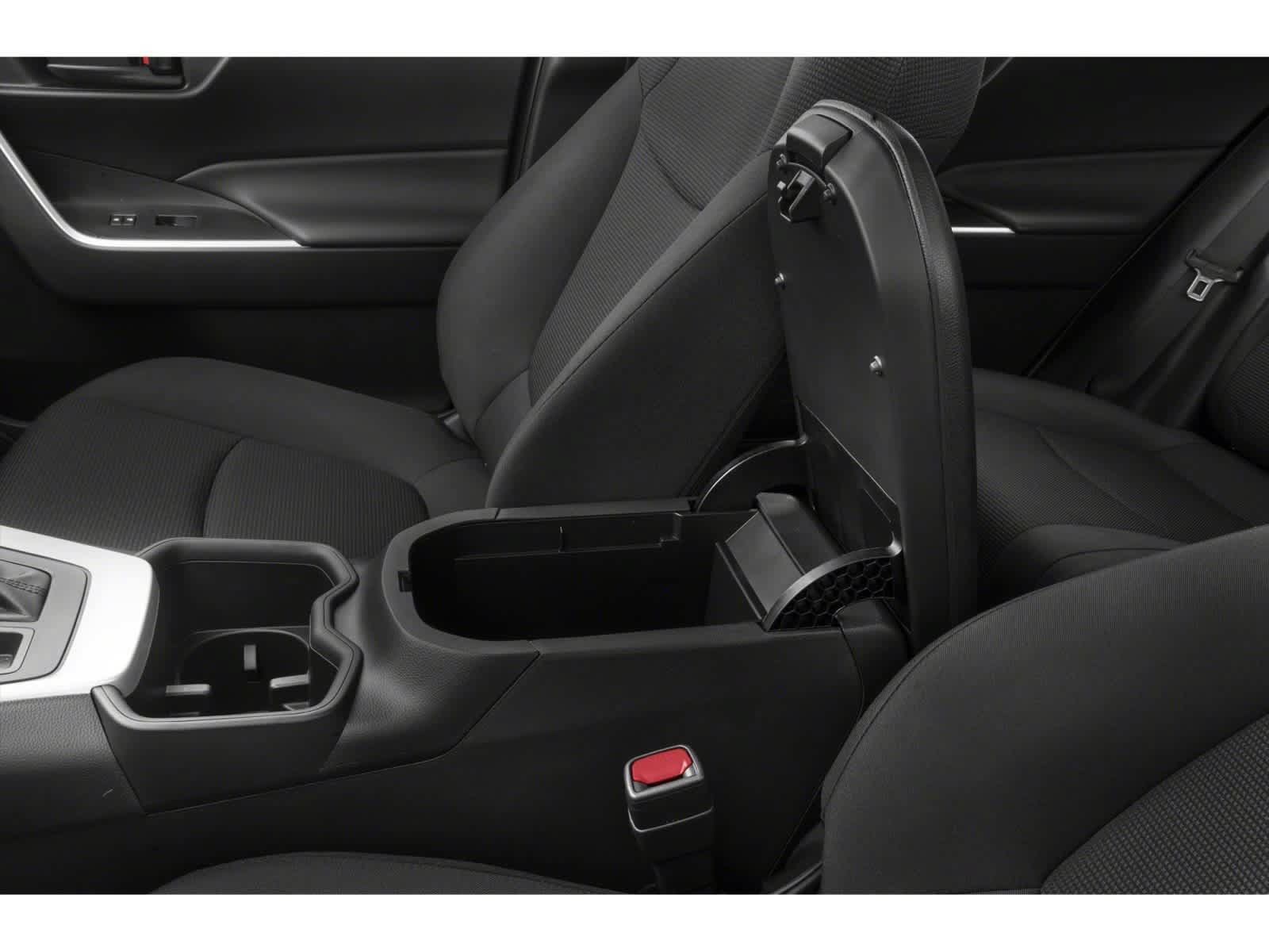 Used 2024 Toyota RAV4 LE FWD image 9