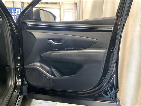 Used 2024 Hyundai Tucson Limited AWD/4WD image 12