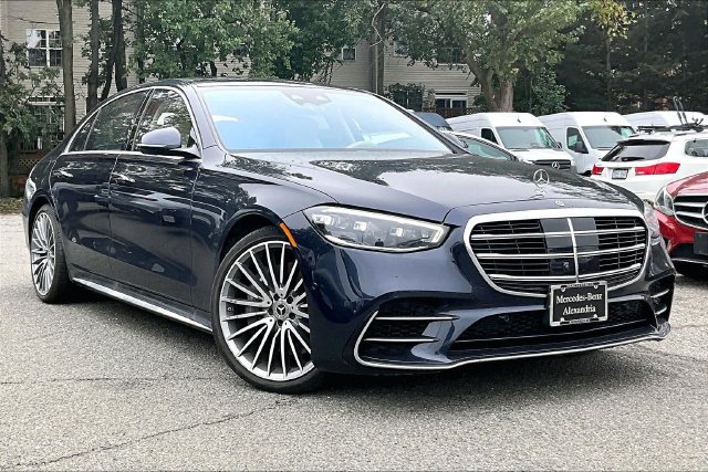 Used 2023 Mercedes-Benz S 580 4MATIC Sedan image 1