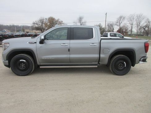 New 2026 GMC Sierra 1500 Denali w/ Denali Reserve Package image 10