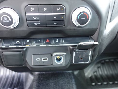 Used 2024 GMC Sierra 1500 Pro w/ Pro Value Package AWD/4WD image 32