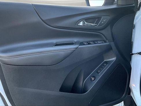 Certified 2024 Chevrolet Equinox Premier image 21