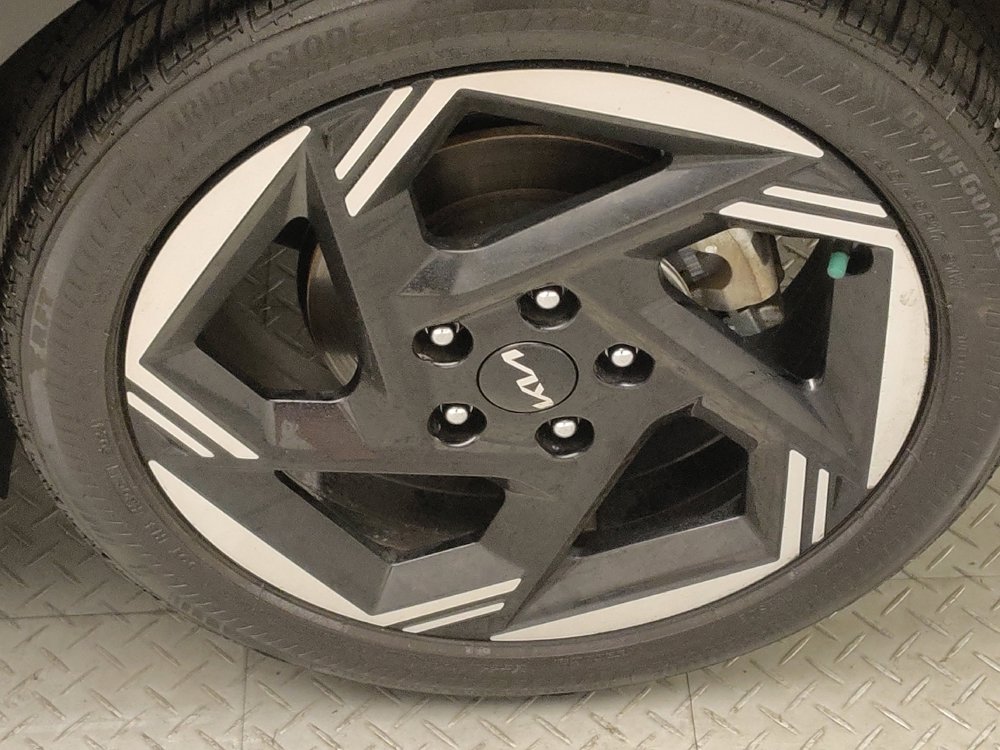 Used 2025 Kia K4 EX FWD image 31