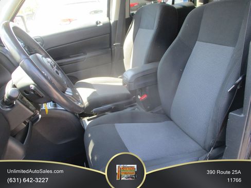 Used 2014 Jeep Patriot Latitude AWD/4WD image 5
