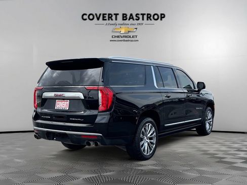 Used 2022 GMC Yukon XL Denali AWD/4WD image 4
