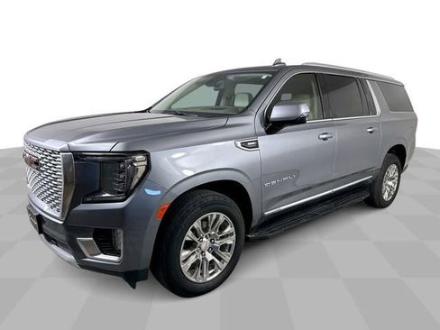 Used 2021 GMC Yukon XL Denali w/ Max Trailering Package AWD/4WD image 4
