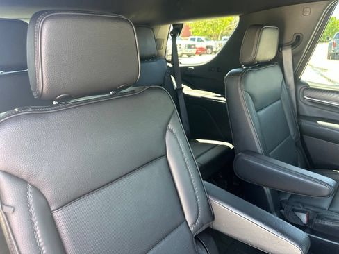 Used 2023 GMC Yukon Denali AWD/4WD image 28