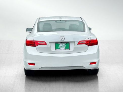 Used 2013 Acura ILX w/ Technology Package FWD image 5