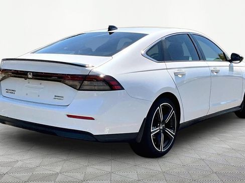 Used 2025 Honda Accord Sport image 6