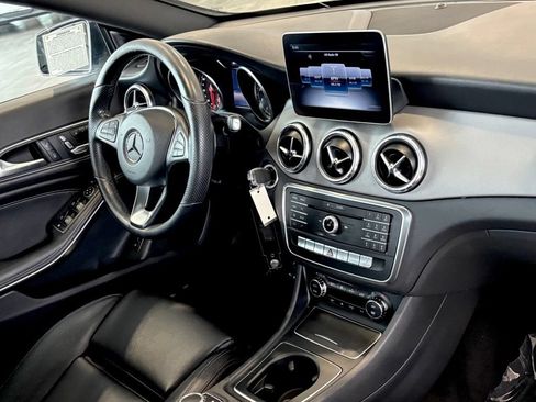Certified 2019 Mercedes-Benz CLA 250 image 34