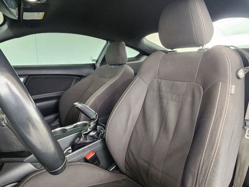 Used 2018 Ford Mustang GT w/ GT Performance Package RWD image 13