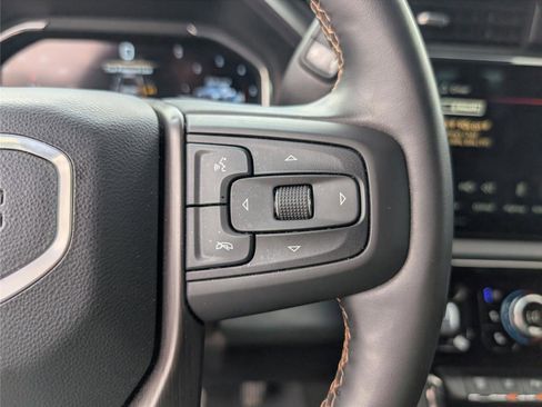 Used 2025 GMC Sierra 2500 AT4 w/ AT4 Premium Plus Package image 28