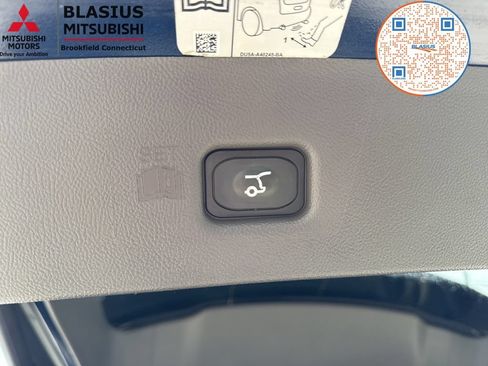 Used 2019 Lincoln Nautilus Reserve AWD/4WD image 18