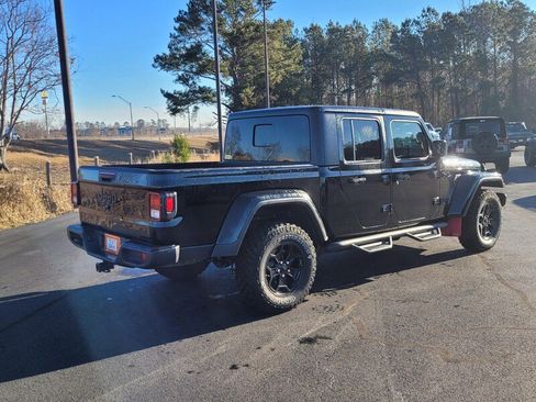 Used 2022 Jeep Gladiator Sport image 10