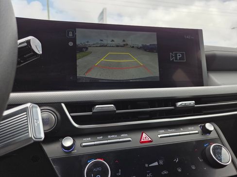 Used 2024 Hyundai Sonata SEL FWD image 29