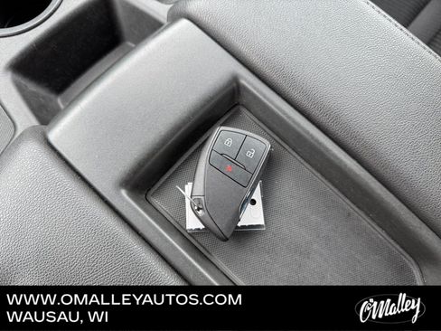 Used 2024 GMC Sierra 2500 Pro AWD/4WD image 22