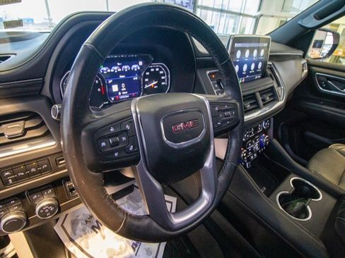 Used 2021 GMC Yukon SLT w/ SLT Luxury Plus Package image 20
