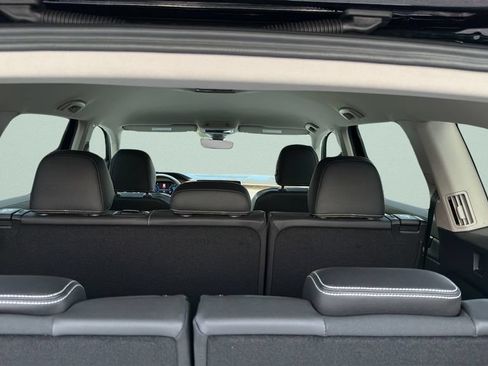 New 2026 Volkswagen Atlas SE FWD image 28