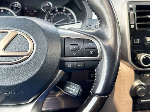 Used 2022 Lexus GX 460 Premium w/ Premium Package AWD/4WD image 22