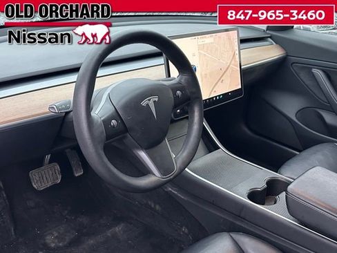 Used 2020 Tesla Model 3 Long Range image 15