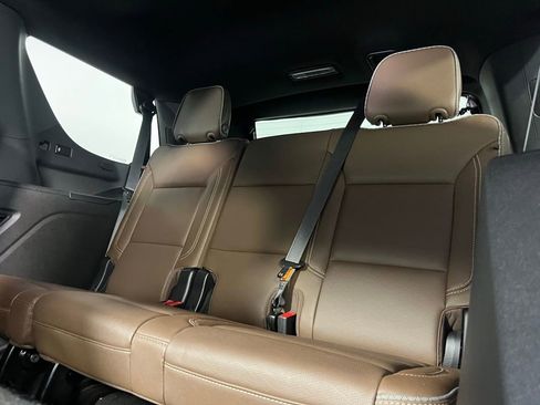 Used 2023 Chevrolet Tahoe High Country image 36