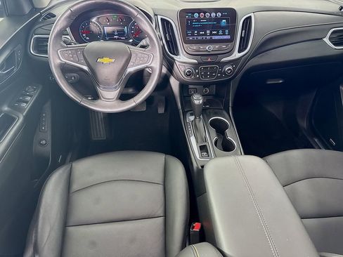 Used 2018 Chevrolet Equinox Premier image 30