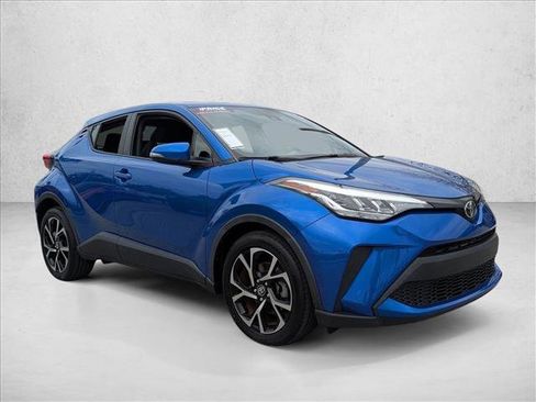 Certified 2020 Toyota C-HR XLE image 3