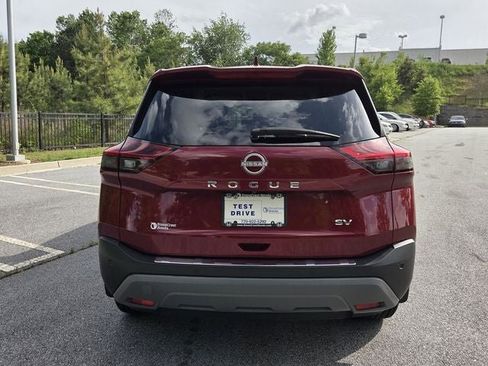 Used 2023 Nissan Rogue SV FWD image 4