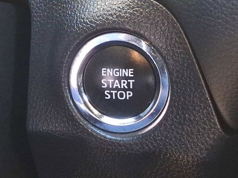 Certified 2025 Toyota RAV4 XLE image 25