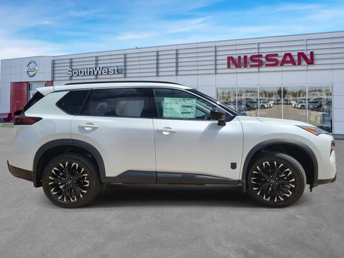 New 2026 Nissan Rogue Dark Armor FWD image 4