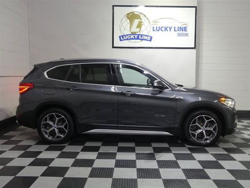 Used 2017 BMW X1 xDrive28i AWD/4WD image 6