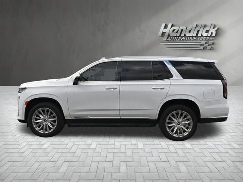 Used 2022 Cadillac Escalade Premium Luxury image 9
