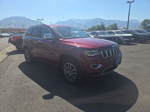 Used 2019 Jeep Grand Cherokee Limited w/ Luxury Group II AWD/4WD image 3