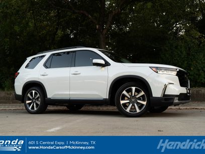 Used 2025 Honda Pilot Elite