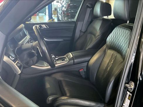 Used 2020 BMW X5 M50i w/ Executive Package AWD/4WD image 7