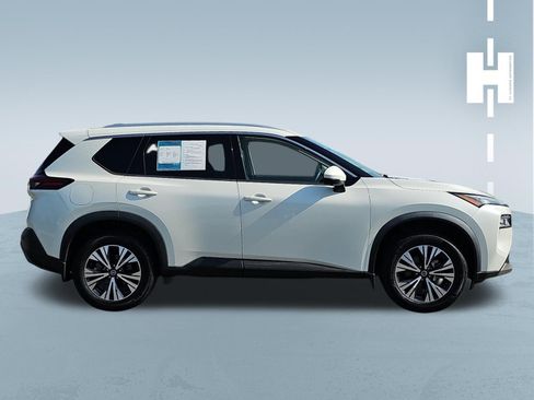 Used 2021 Nissan Rogue SV w/ Premium Package FWD image 3