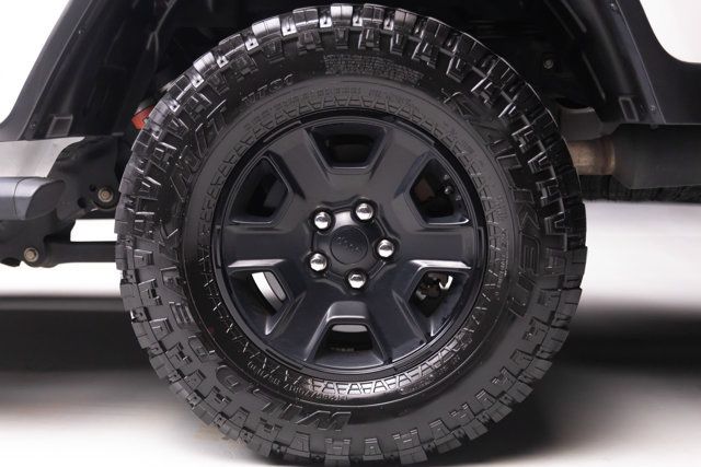 Used 2020 Jeep Gladiator Mojave AWD/4WD image 46