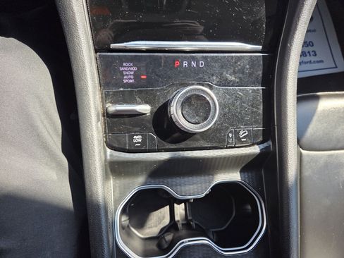 Used 2024 Jeep Grand Cherokee Limited 4xe AWD/4WD image 19