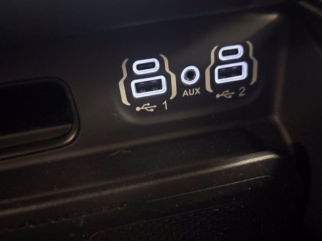 Used 2021 RAM 1500 Laramie AWD/4WD image 13